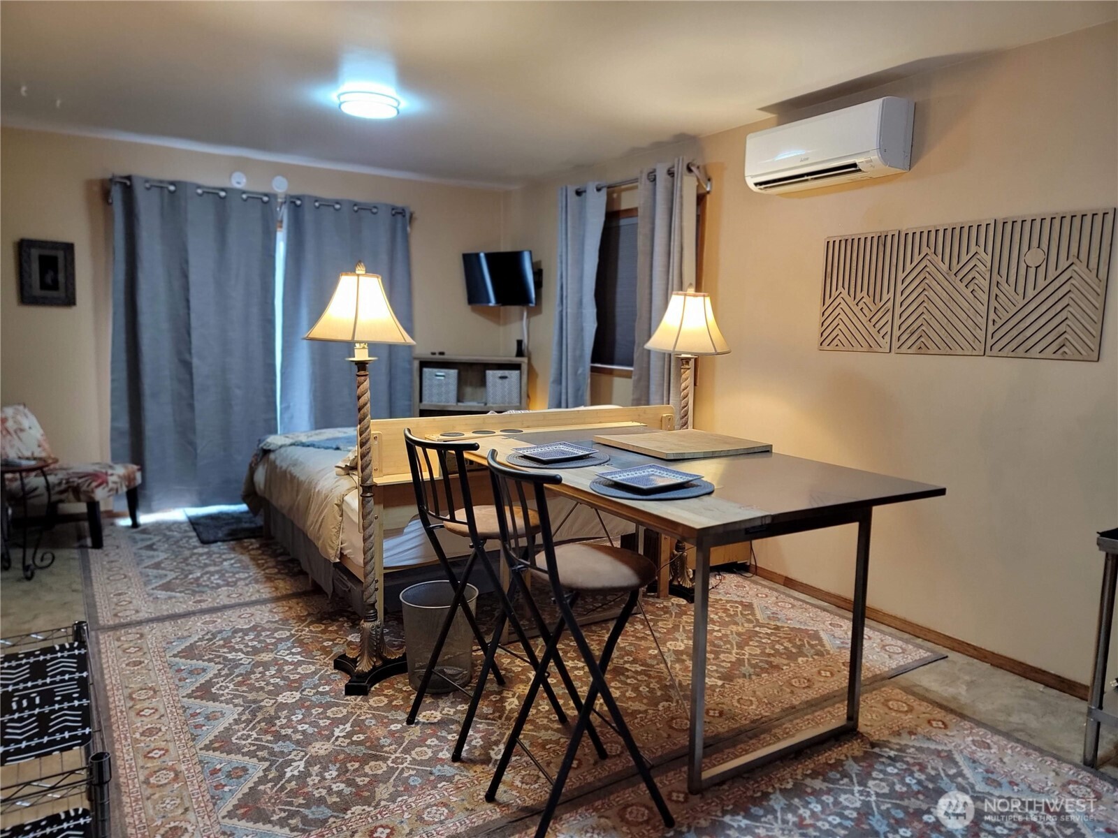 55 Gold Mountain Road , Republic, WA 99166