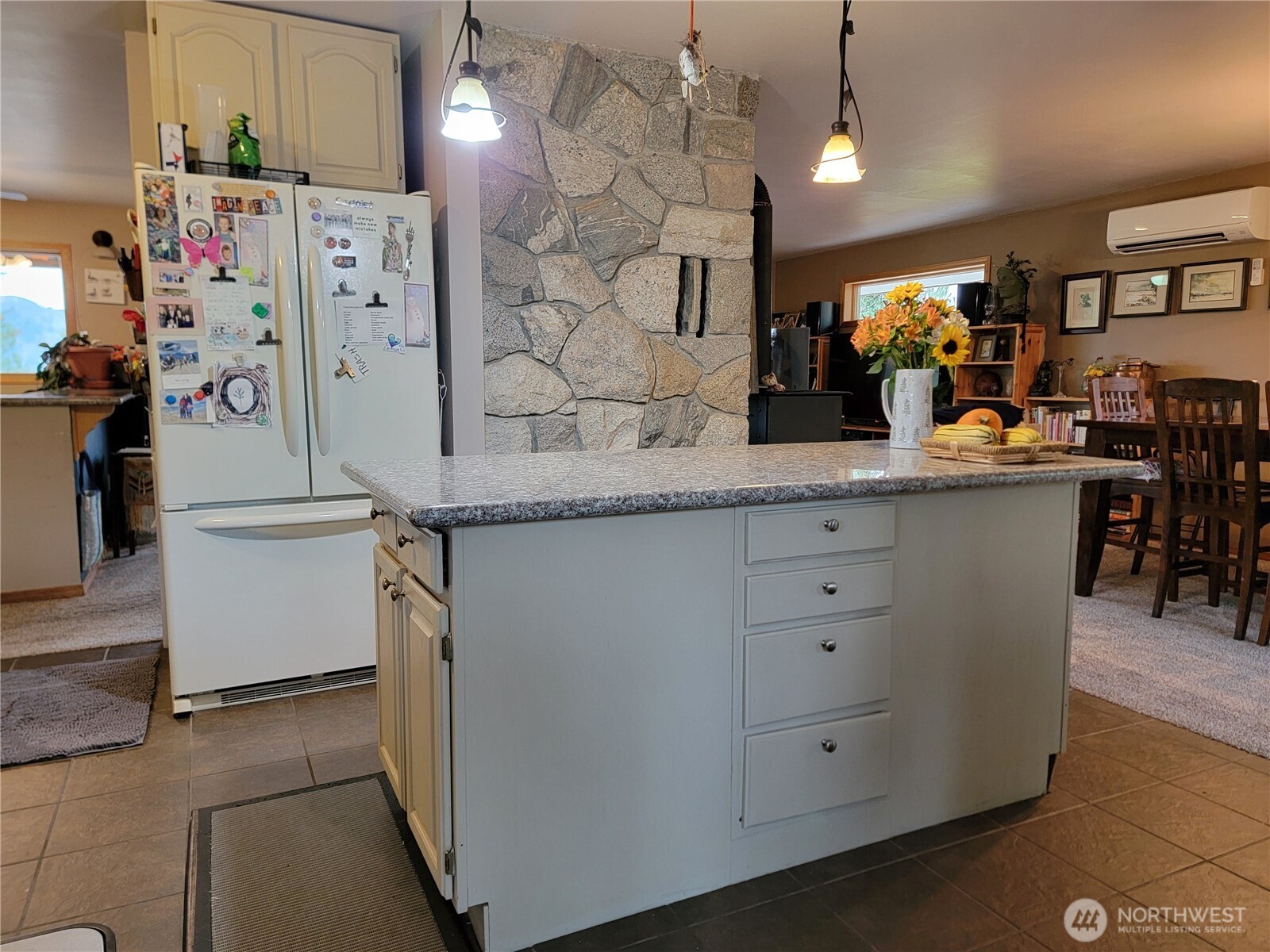 55 Gold Mountain Road , Republic, WA 99166