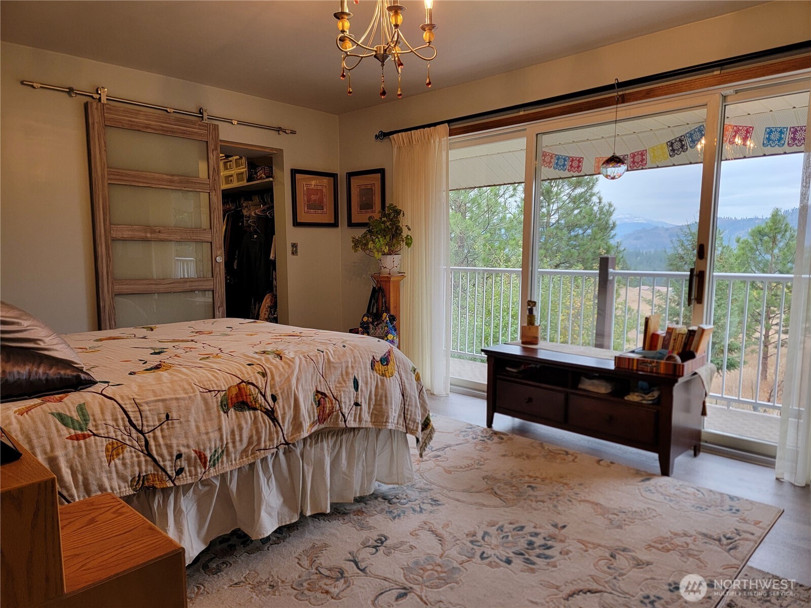 55 Gold Mountain Road , Republic, WA 99166