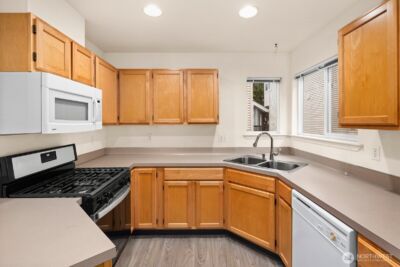 1150 N 90th , Seattle, WA 98103 - Photo 16