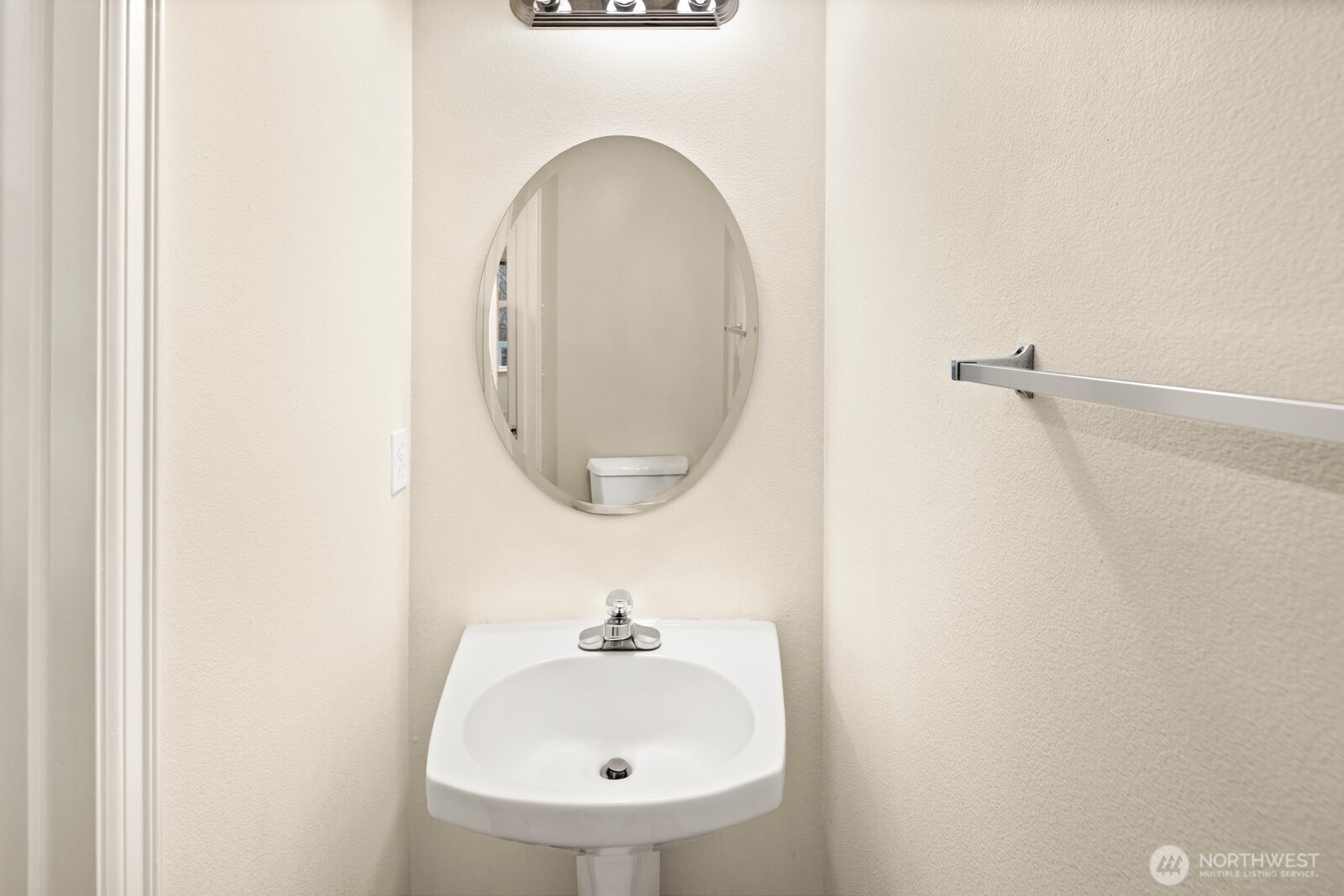 1150 N 90th , Seattle, WA 98103