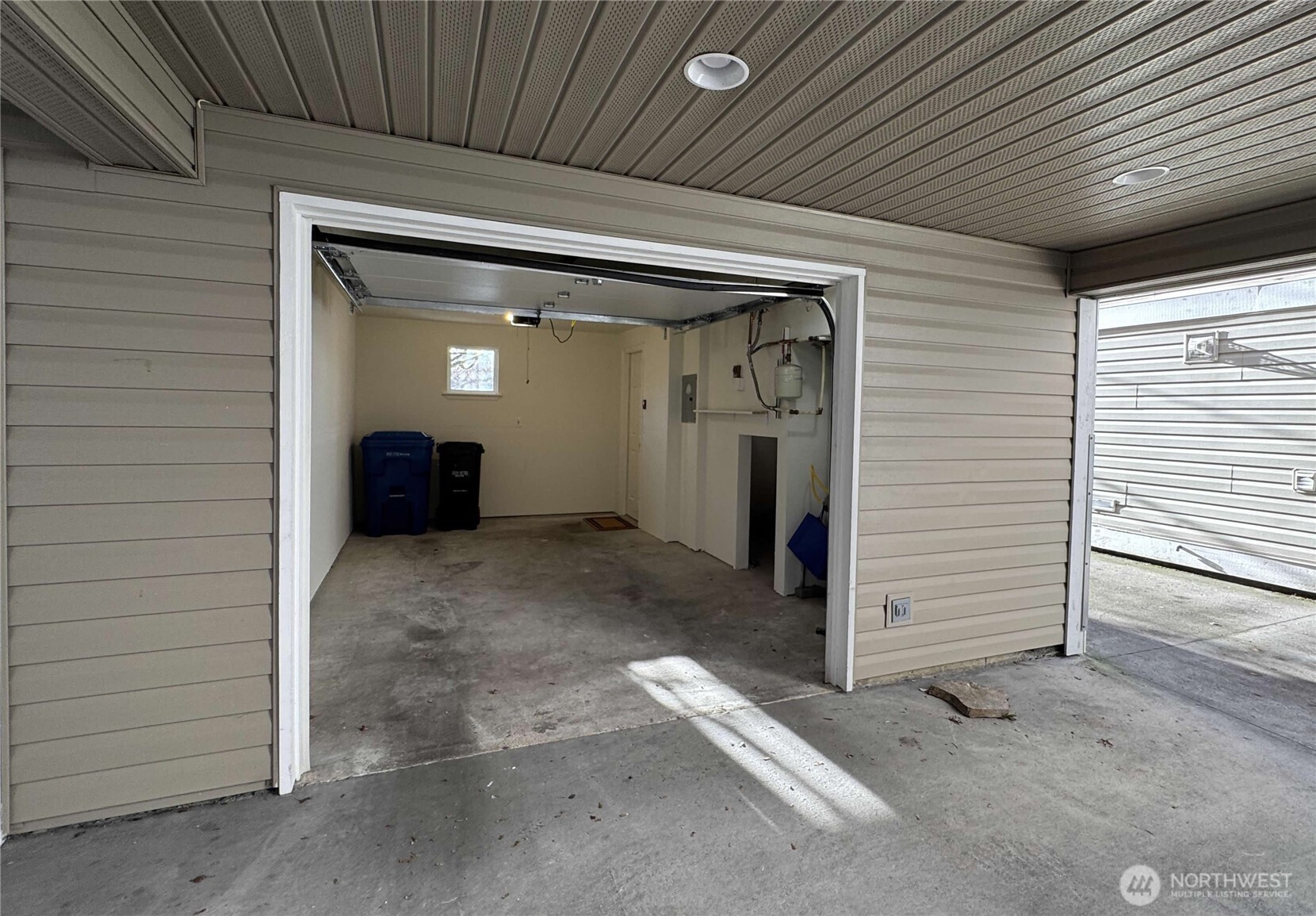 1150 N 90th , Seattle, WA 98103