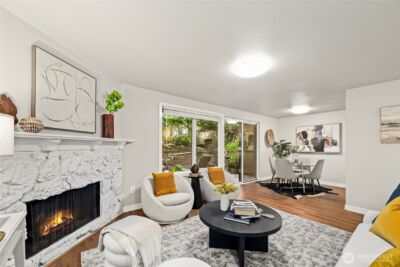 12527 NE 117th Place #F5, Kirkland, WA 98034