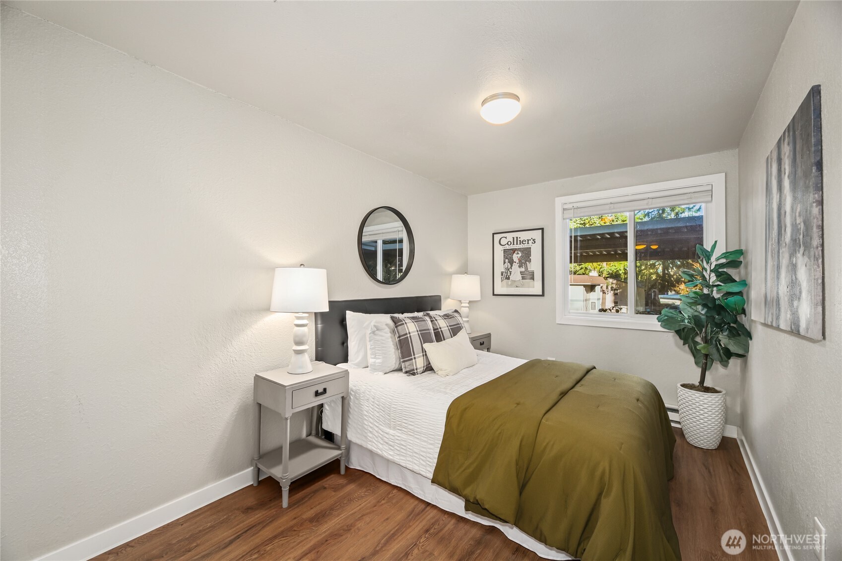 12527 NE 117th Place #F5, Kirkland, WA 98034