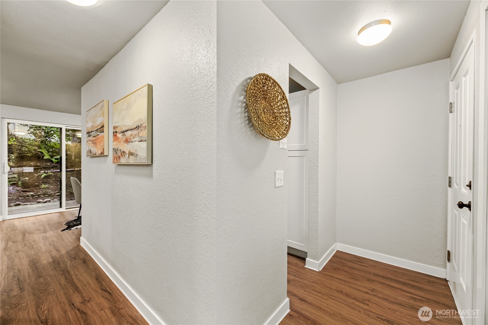 12527 NE 117th Place #F5, Kirkland, WA 98034