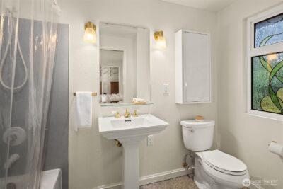 19814 10th Drive SE, Bothell, WA 98012-7701 - Photo 17