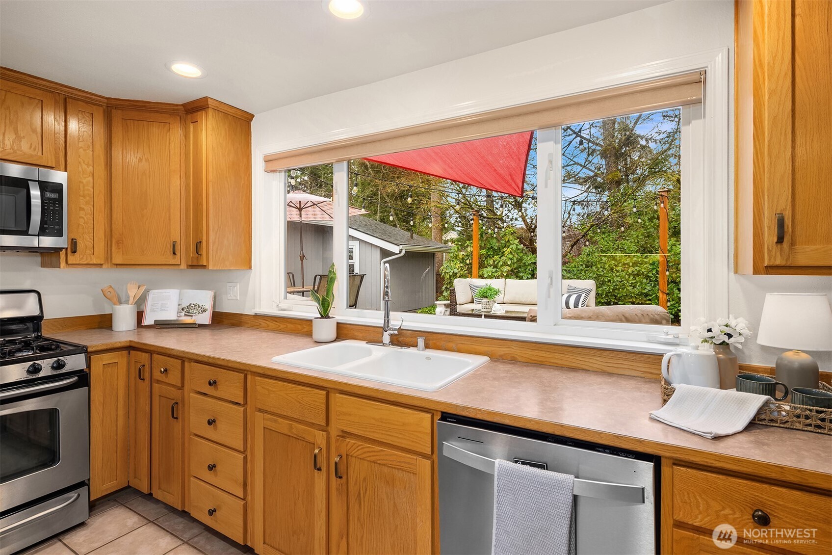 19814 10th Drive SE, Bothell, WA 98012-7701