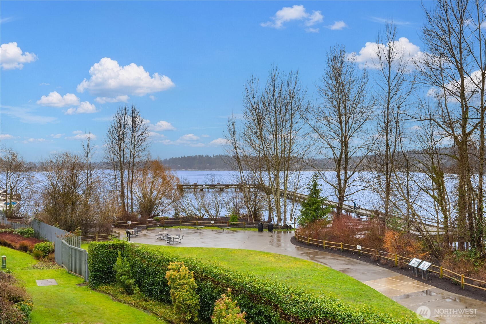 6121 NE 175th Street #A308, Kenmore, WA 98028