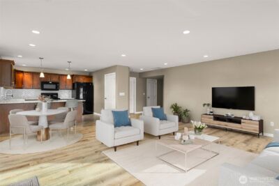 582 S James Avenue , East Wenatchee, WA 98802 - Photo 5