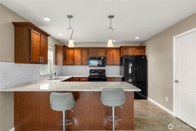 582 S James Avenue , East Wenatchee, WA 98802 - Photo 8