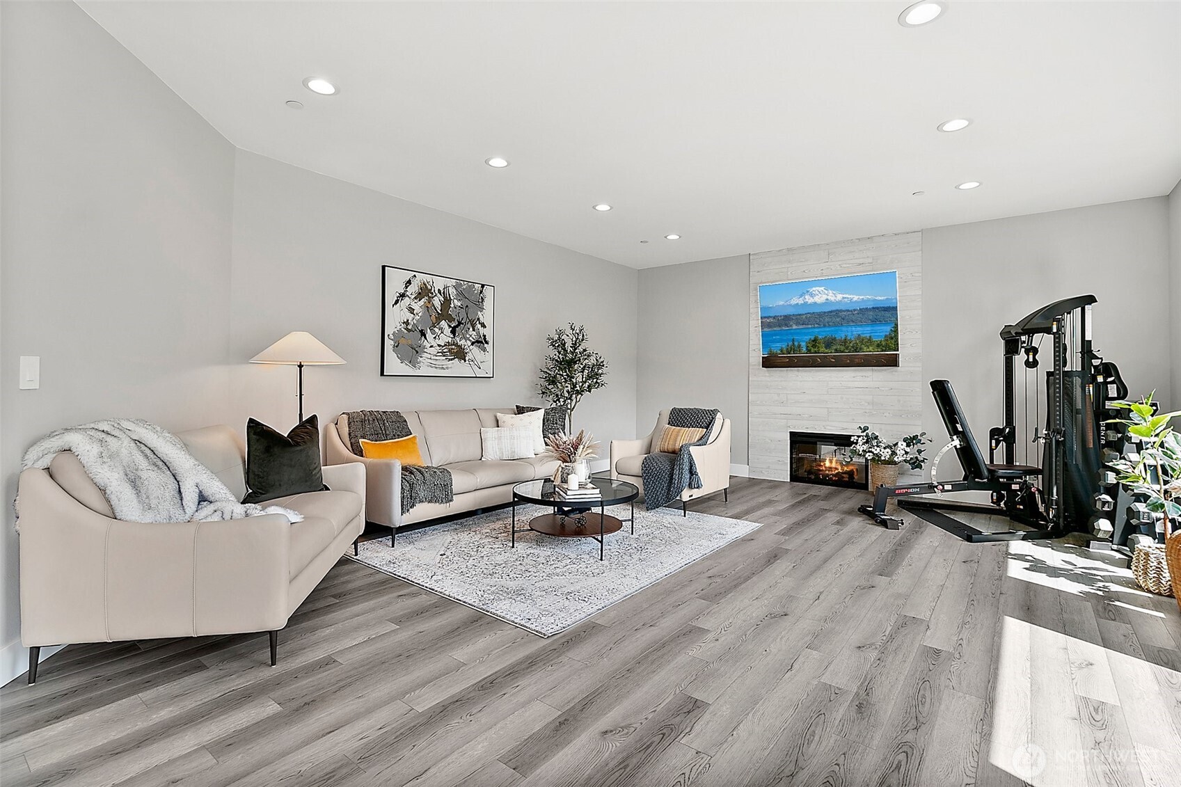 28905 71st Ave E , Graham, WA 98338