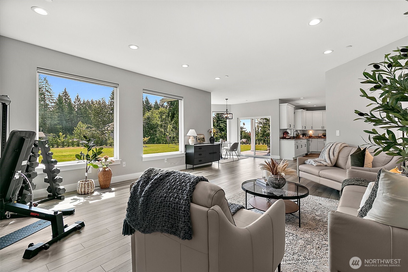 28905 71st Ave E , Graham, WA 98338