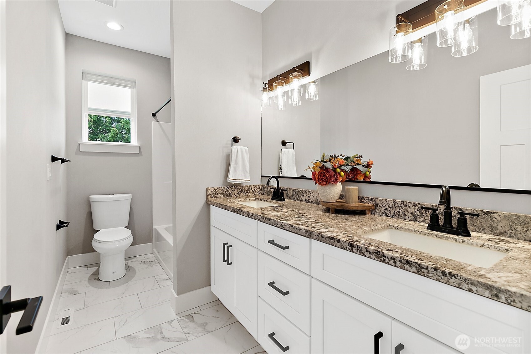 28905 71st Ave E , Graham, WA 98338