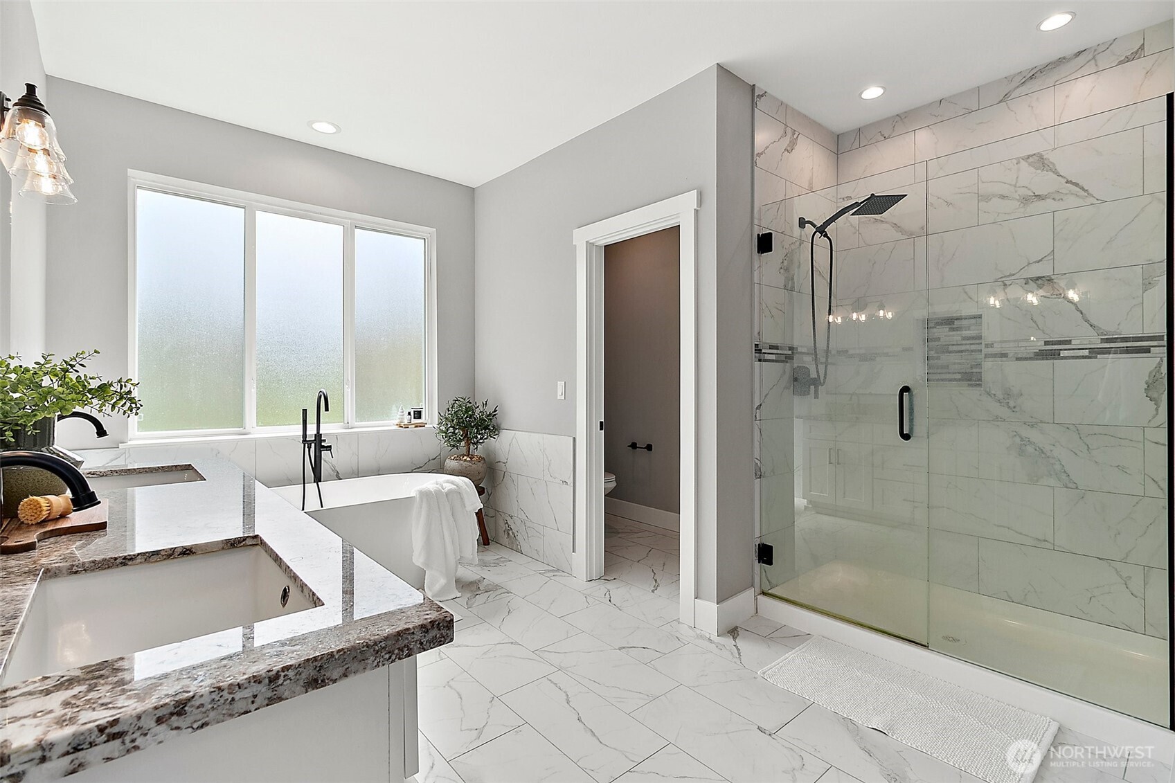 28905 71st Ave E , Graham, WA 98338