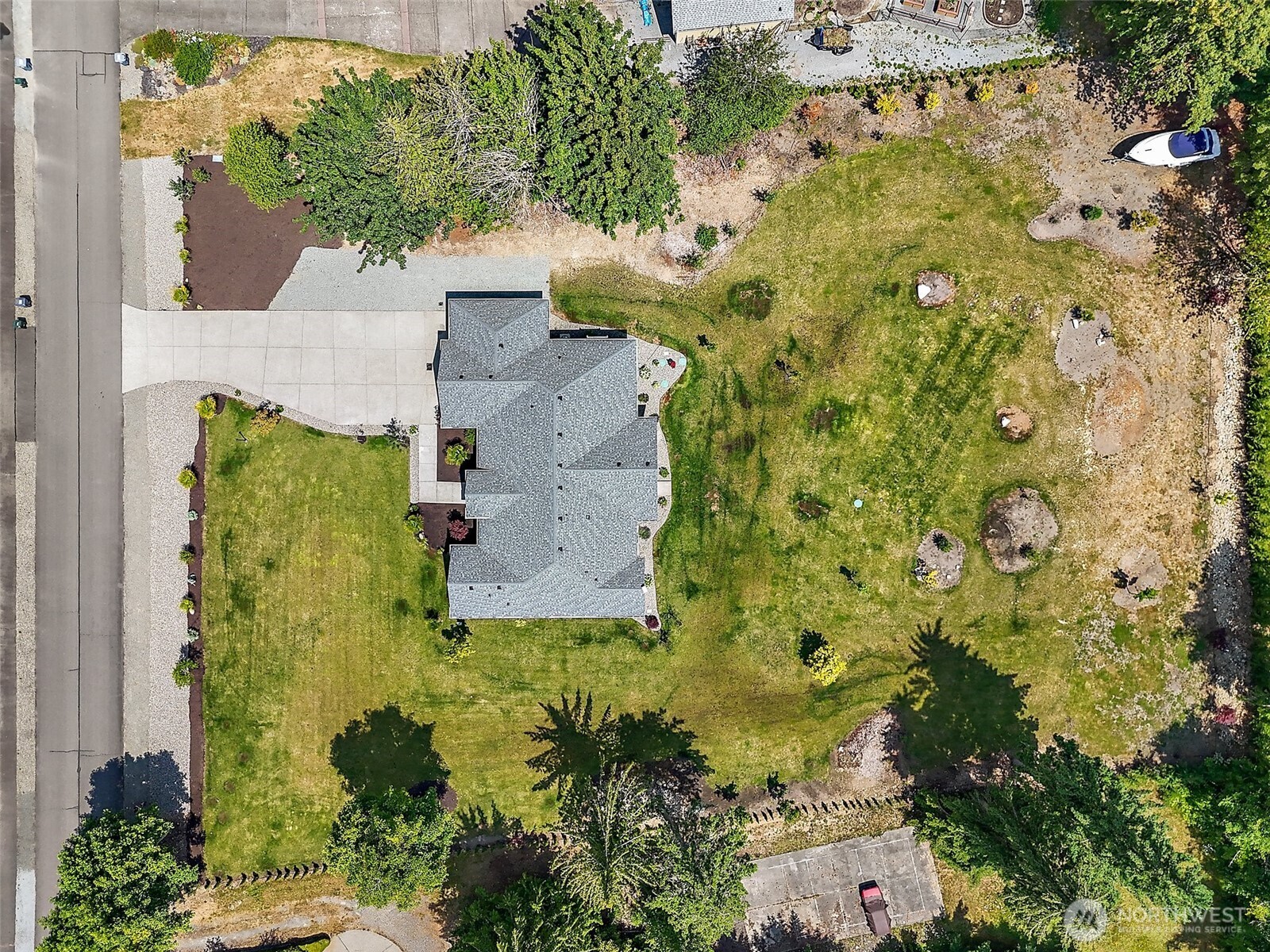 28905 71st Ave E , Graham, WA 98338