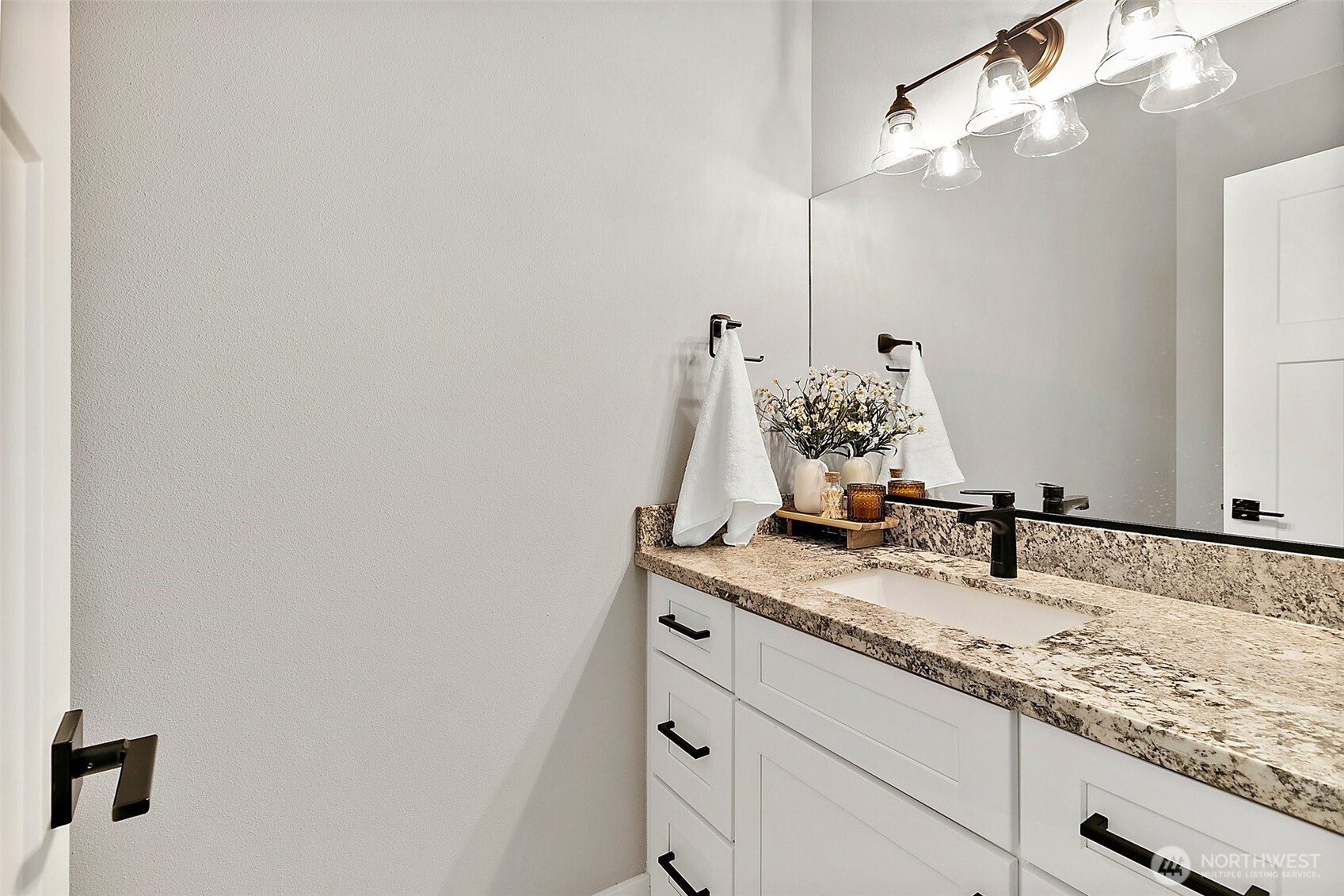 28905 71st Ave E , Graham, WA 98338