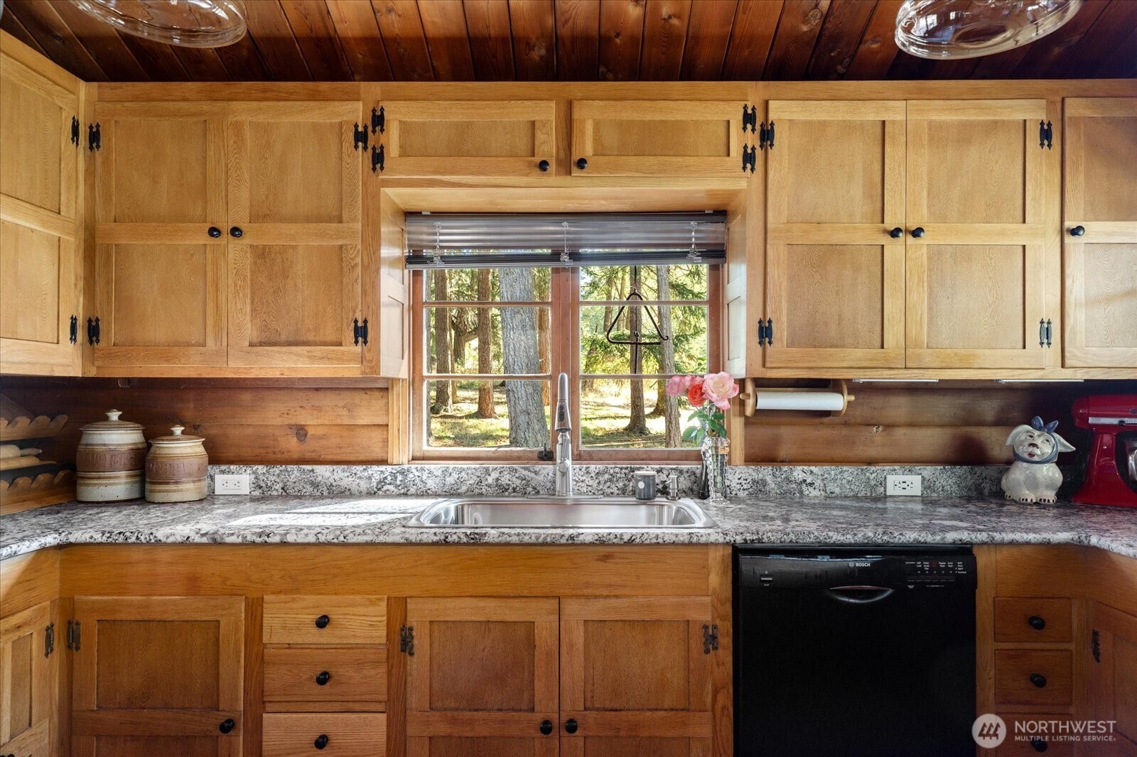 898 E Meadowood Lane , Freeland, WA 98249