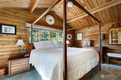 898 E Meadowood Lane , Freeland, WA 98249 - Photo 22