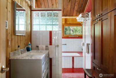 898 E Meadowood Lane , Freeland, WA 98249 - Photo 23