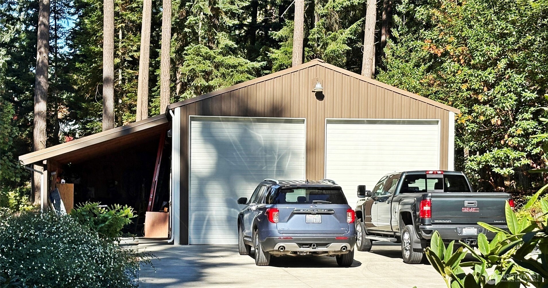 898 E Meadowood Lane , Freeland, WA 98249