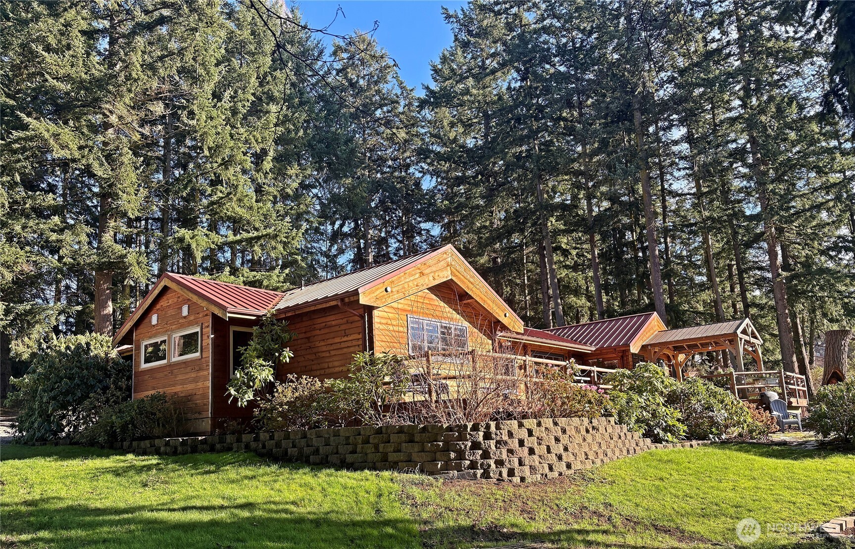 898 E Meadowood Lane , Freeland, WA 98249