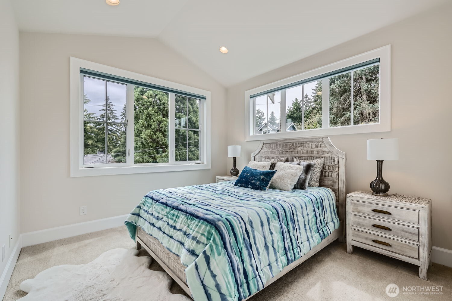 2121 109th Avenue SE, Bellevue, WA 98004