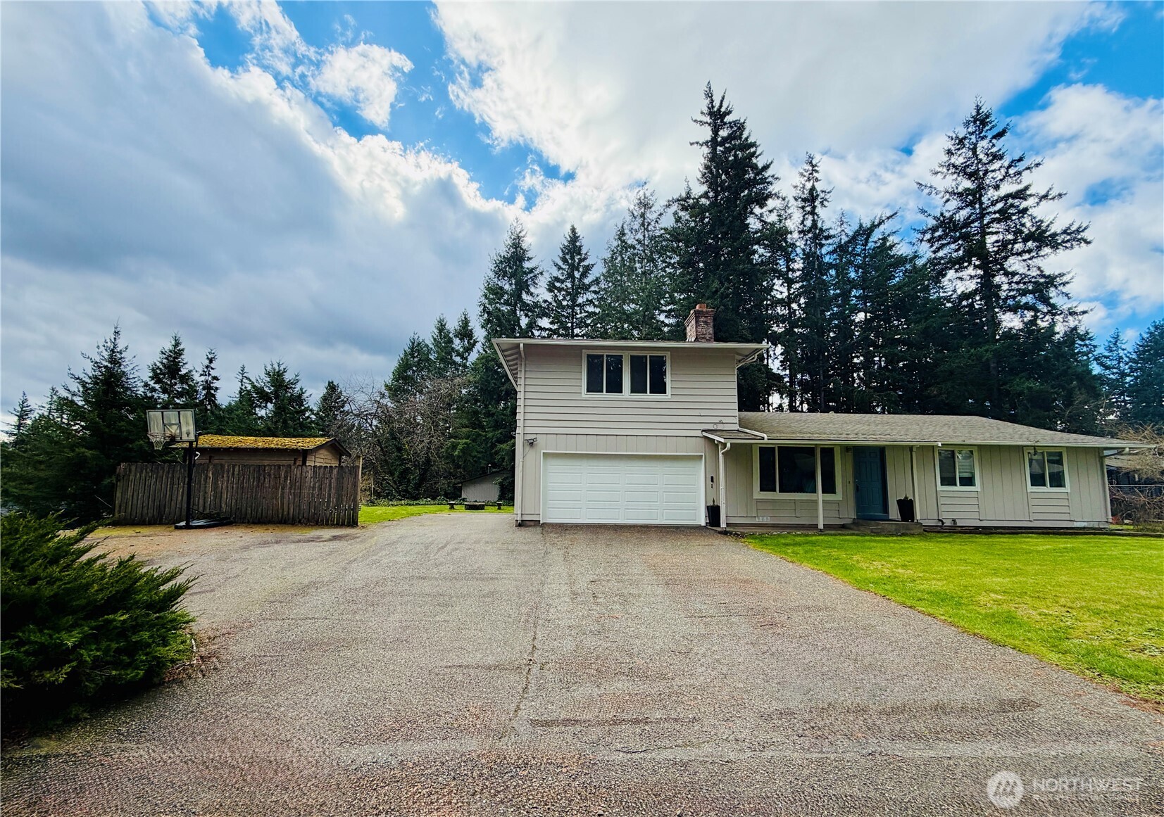 23341 SE 266th Street , Maple Valley, WA 98038