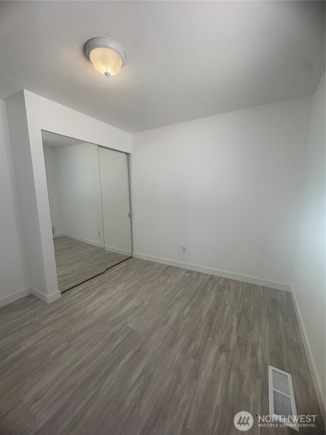 23341 SE 266th Street , Maple Valley, WA 98038