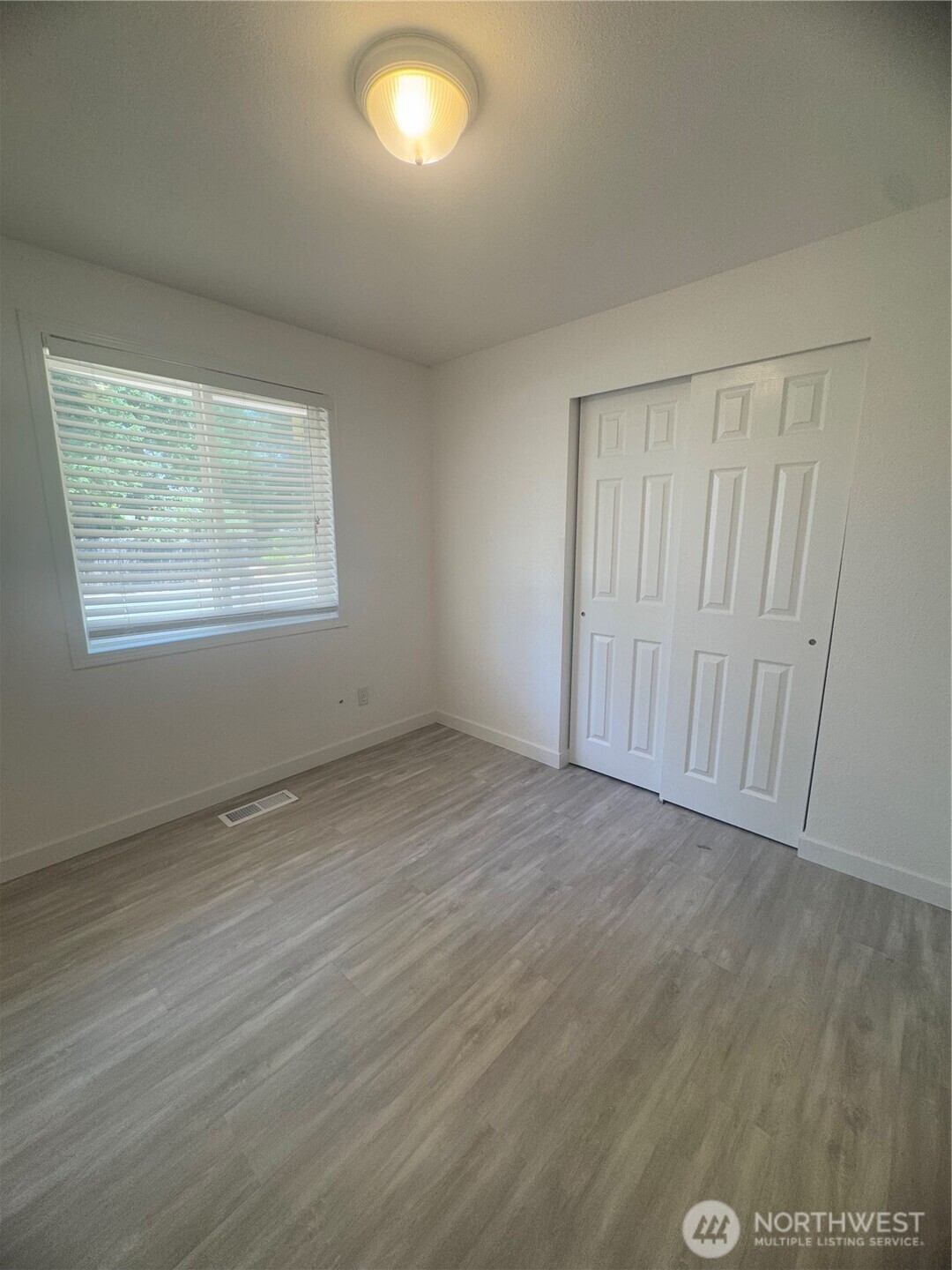 23341 SE 266th Street , Maple Valley, WA 98038