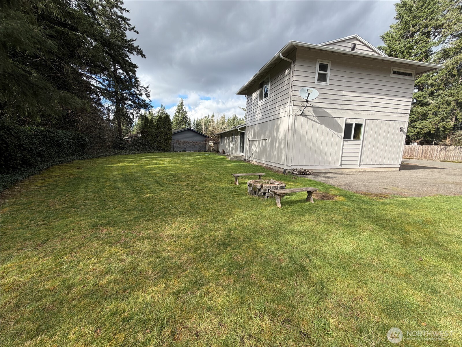 23341 SE 266th Street , Maple Valley, WA 98038