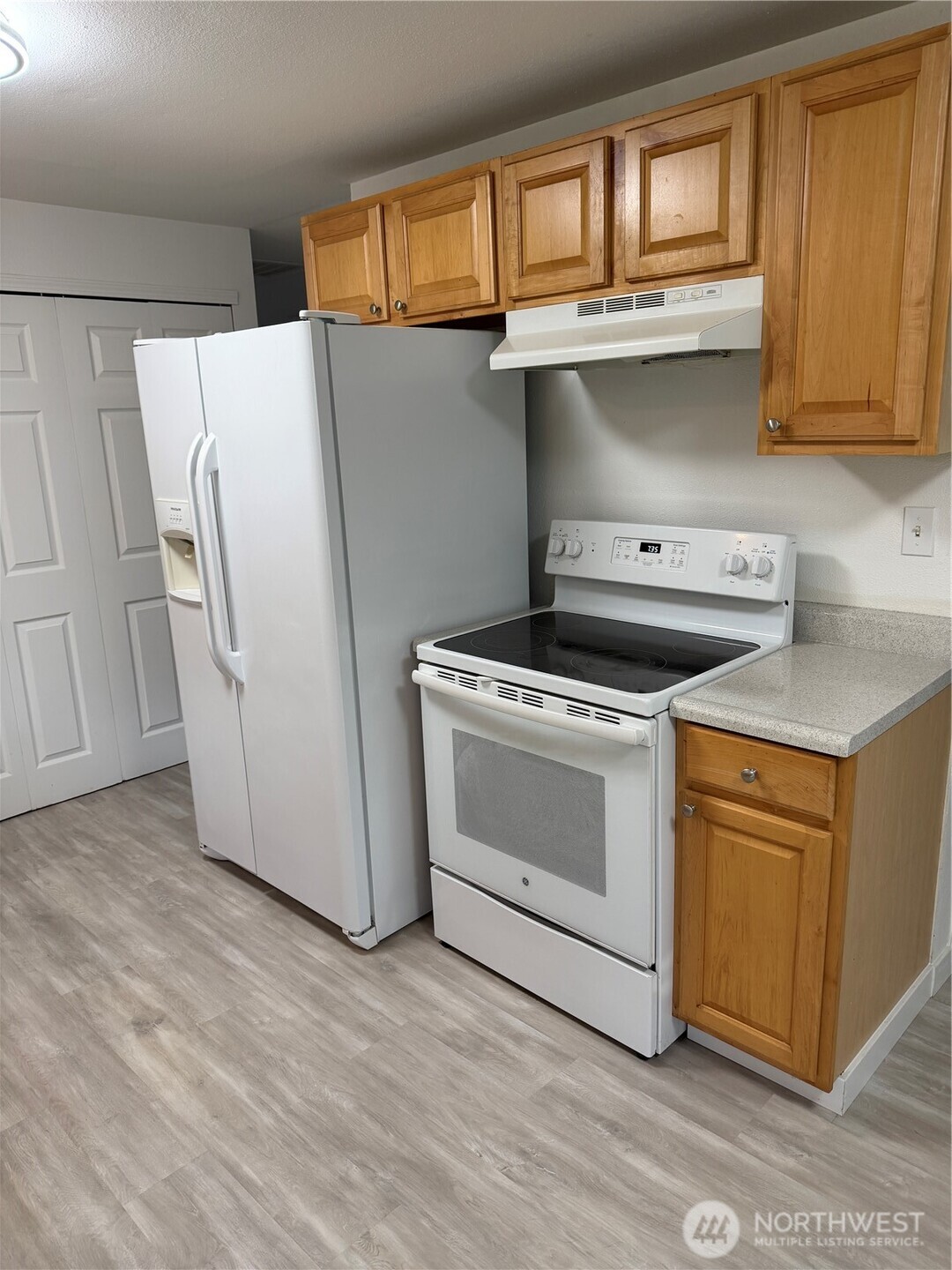 23341 SE 266th Street , Maple Valley, WA 98038