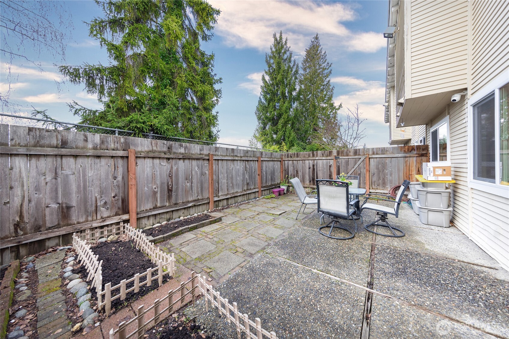 5713 122nd Avenue SE #165, Bellevue, WA 98006