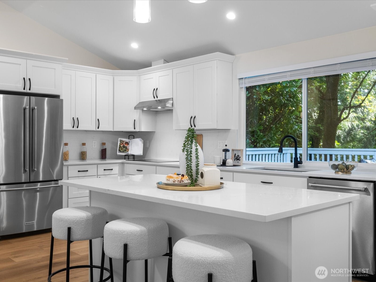 3432 175th Avenue NE, Redmond, WA 98052