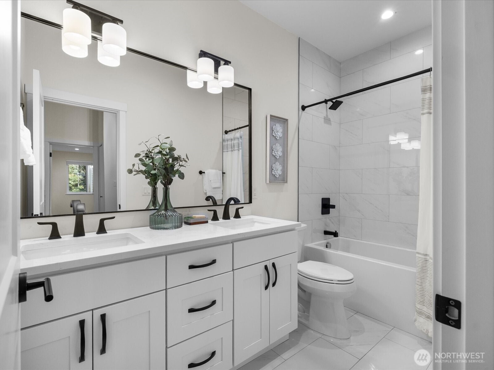 3432 175th Avenue NE, Redmond, WA 98052