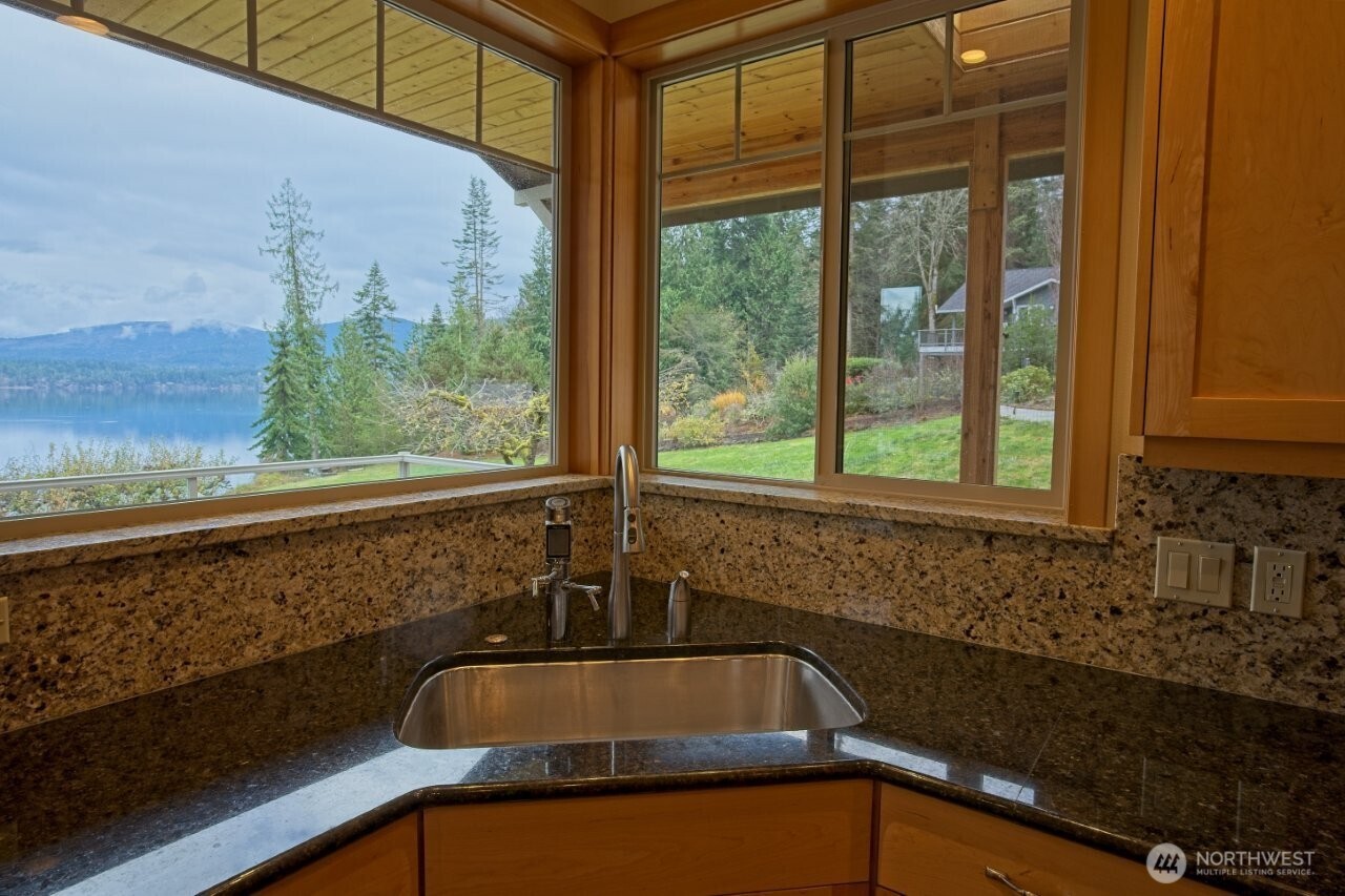 3729 W Sequim Bay Road , Sequim, WA 98382-8426