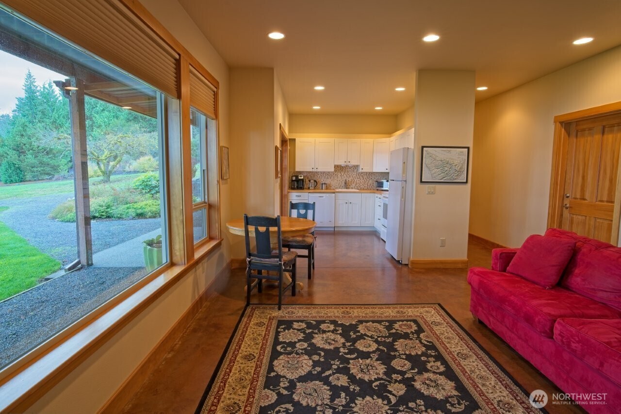 3729 W Sequim Bay Road , Sequim, WA 98382-8426