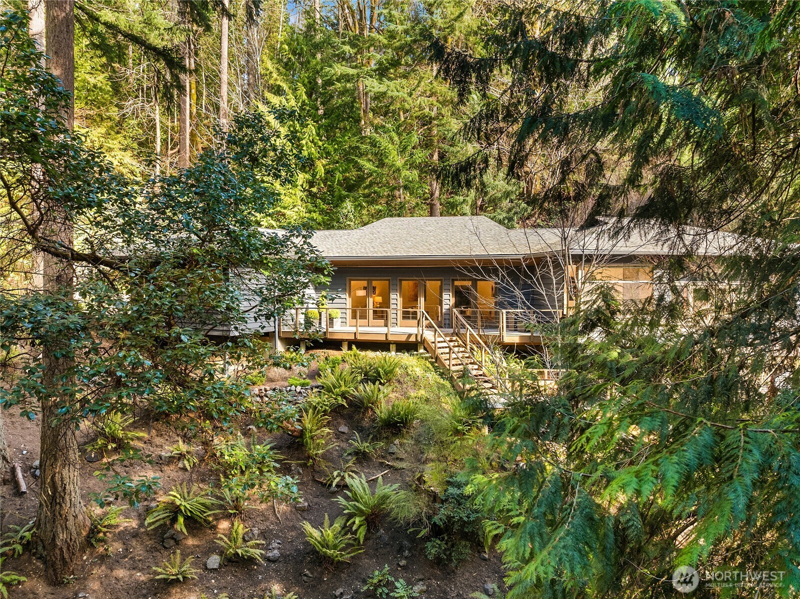5384 Crystal Springs Drive NE, Bainbridge Island, WA 98110