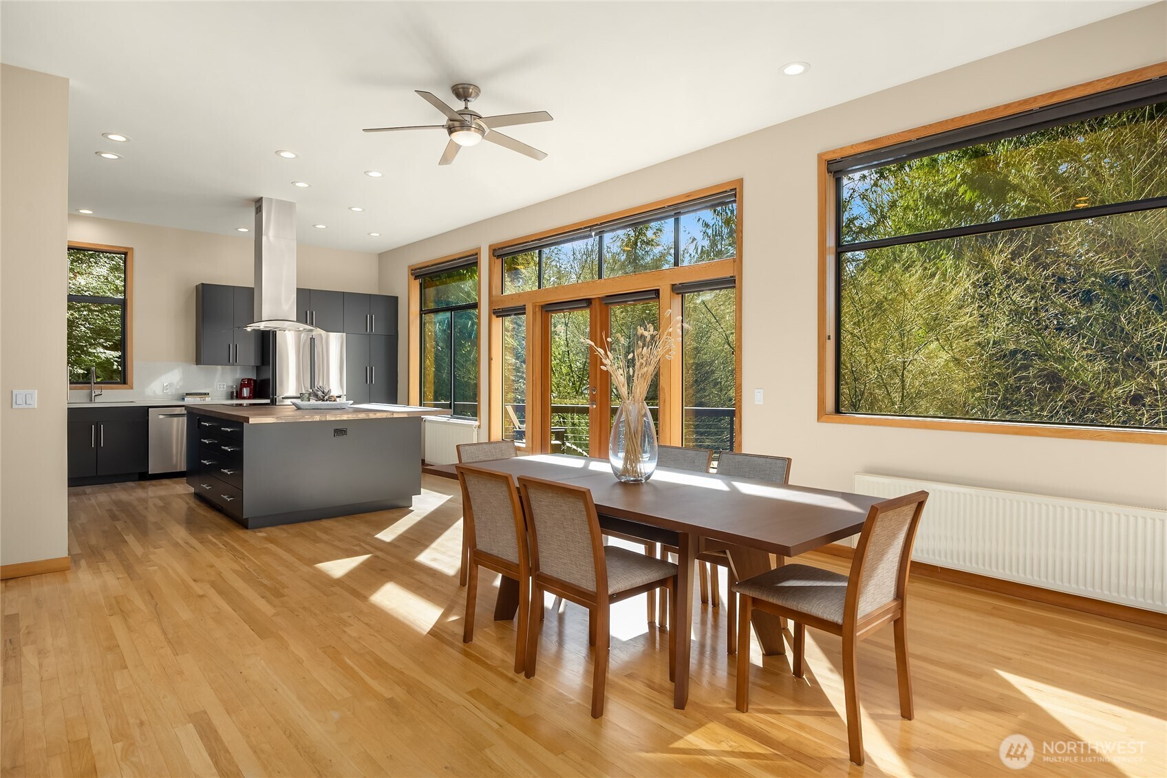 5384 Crystal Springs Drive NE, Bainbridge Island, WA 98110