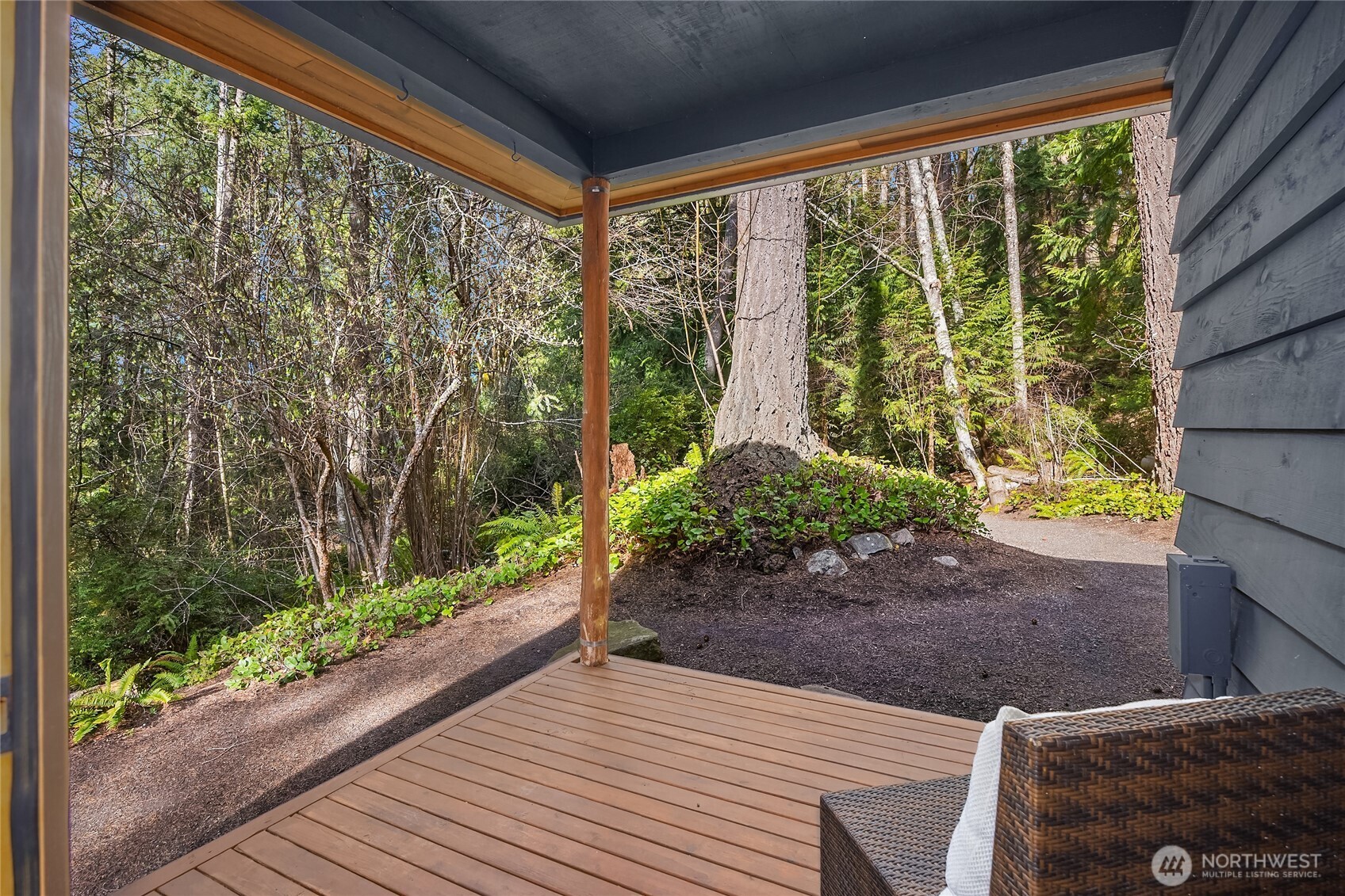 5384 Crystal Springs Drive NE, Bainbridge Island, WA 98110