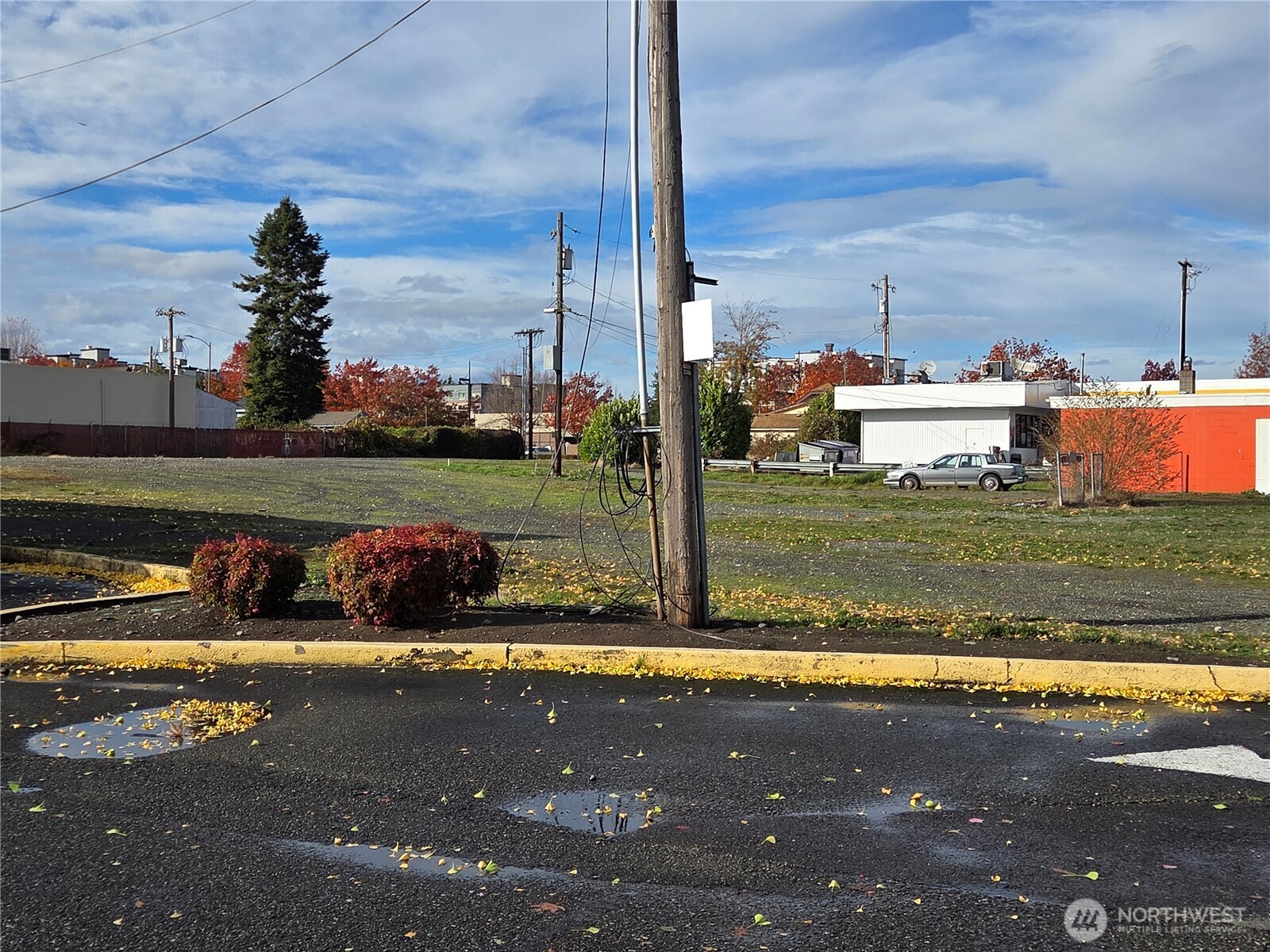 225 Auburn Way S, Auburn, WA 98002