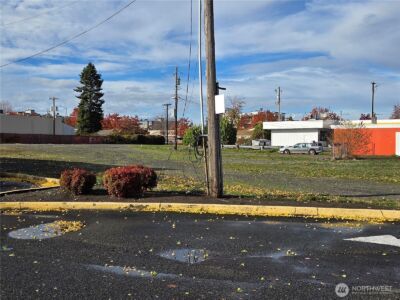 225 Auburn Way S, Auburn, WA 98002 - Photo 5