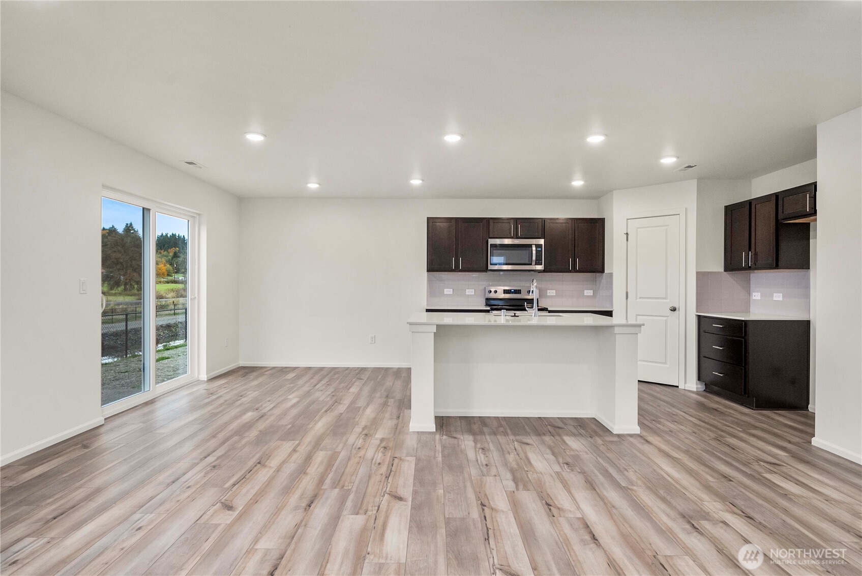 643 Salzer Creek Drive , Centralia, WA 98531