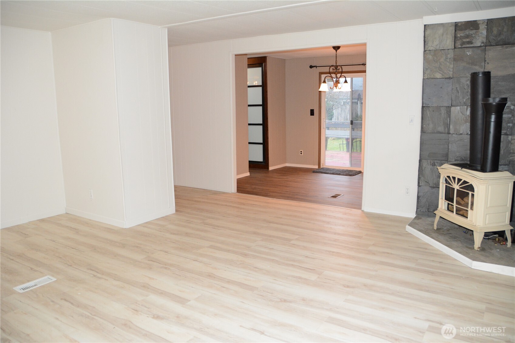 25019 64th Avenue E, Graham, WA 98338