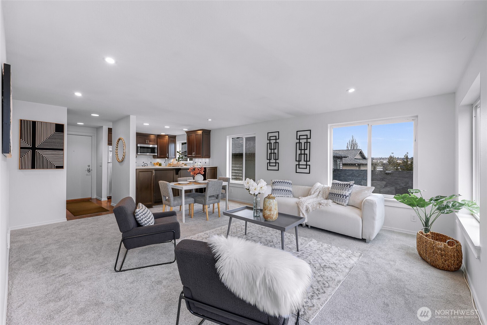 3228 21st Avenue W #300, Seattle, WA 98199