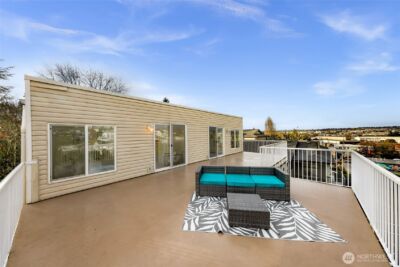 3228 21st Avenue W #300, Seattle, WA 98199 - Photo 4