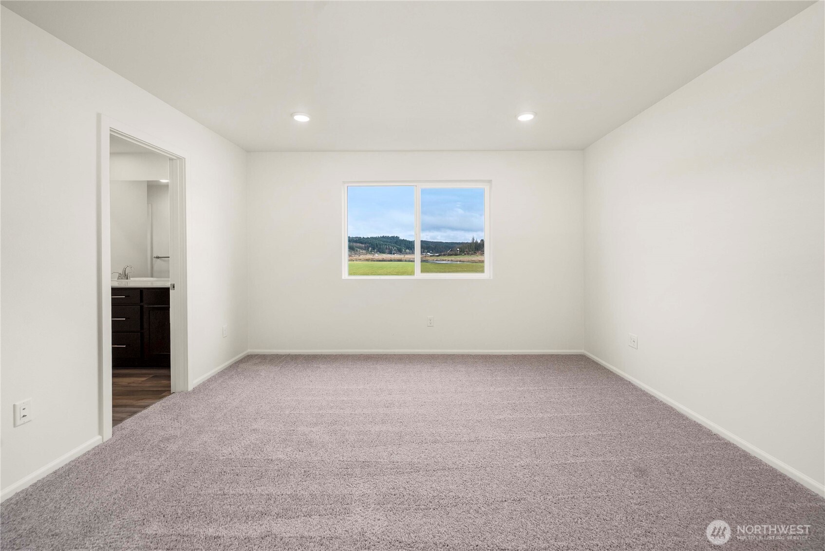 1356 Salzer Creek Drive , Centralia, WA 98531