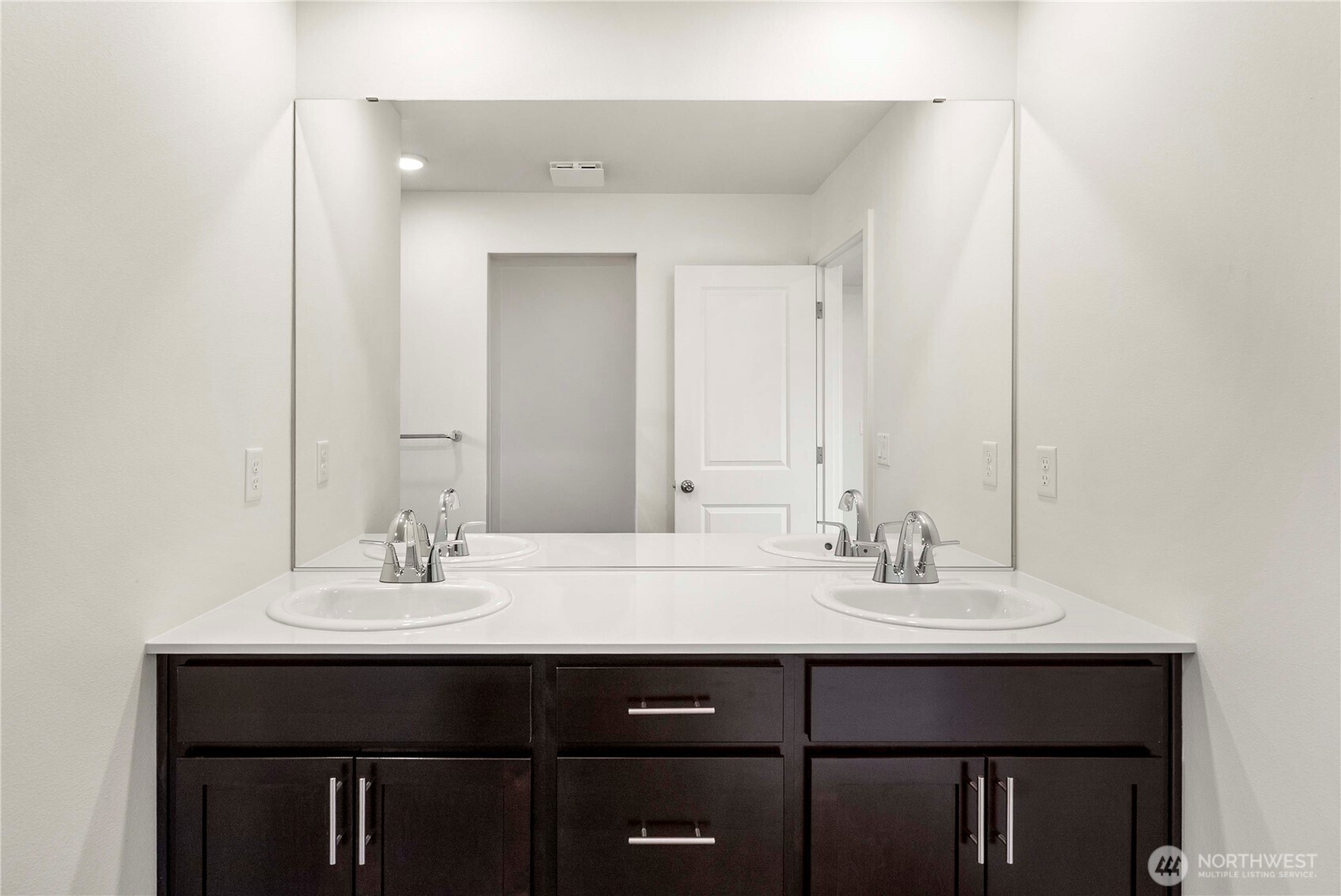 1356 Salzer Creek Drive , Centralia, WA 98531