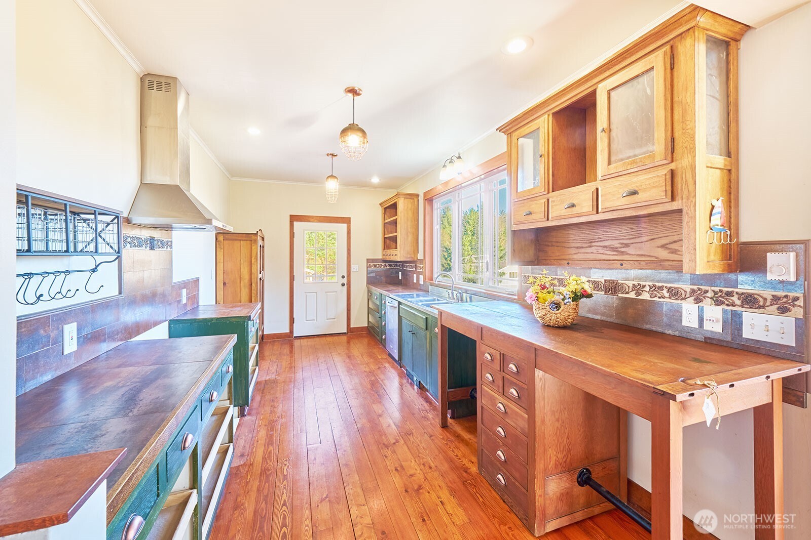 2147 Klahanee Drive , Ilwaco, WA 98624