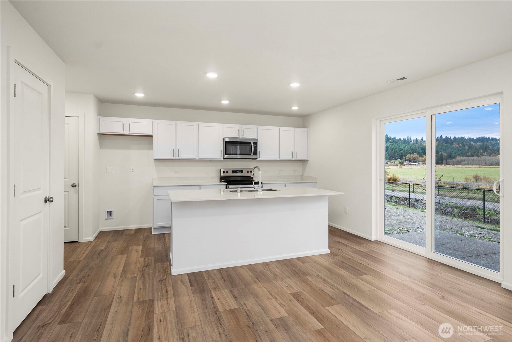 655 Salzer Creek Drive , Centralia, WA 98531