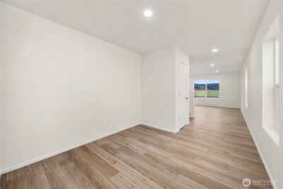 655 Salzer Creek Drive , Centralia, WA 98531 - Photo 2